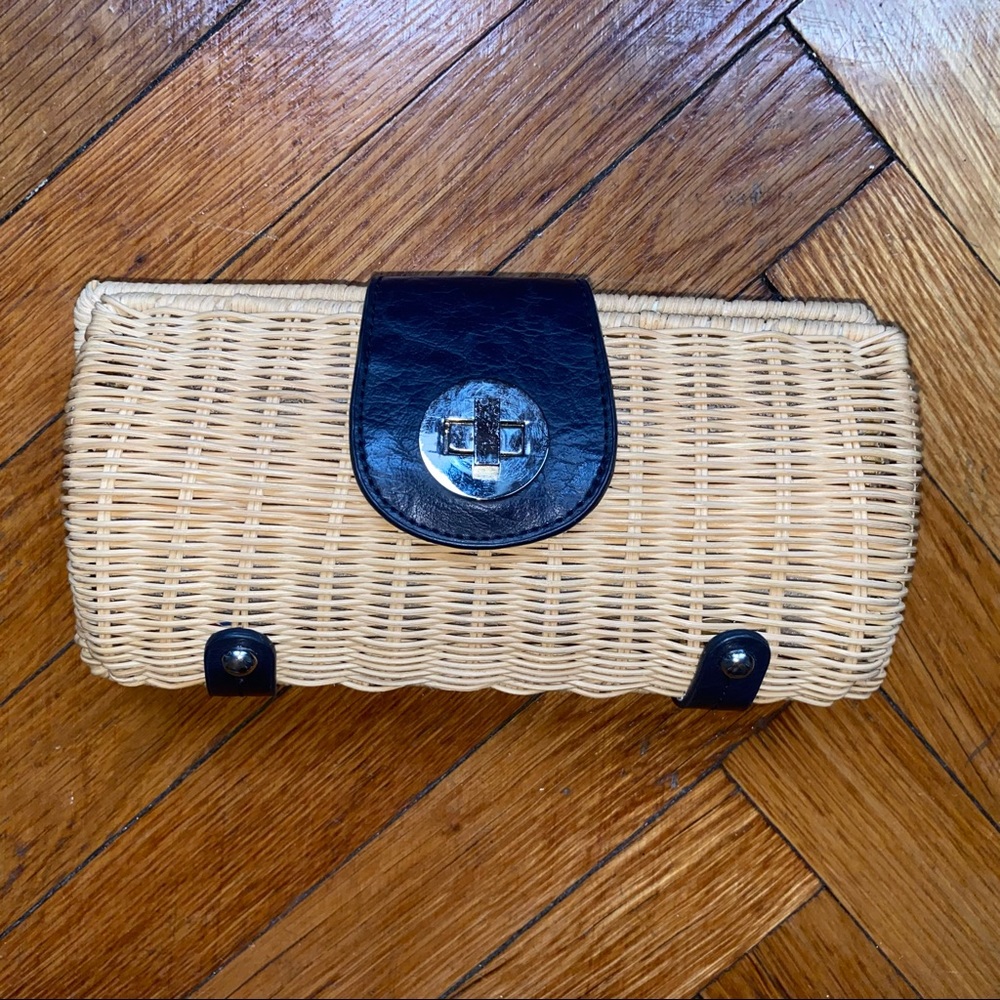 Great Straw Clutch for summer!